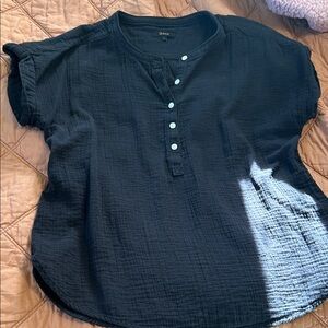 Quince Black 100% organic cotton shirt